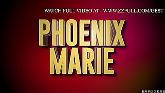 Ετοιμαστείτε Για Ένα Άγριο Τρίο Με Την Phoenix Marie Και Την Alexis Fawx