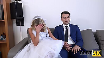 La Planificatrice De Mariage Claudia Mac Se Fait Prendre Par Derrière En Robe Blanche Et Bas